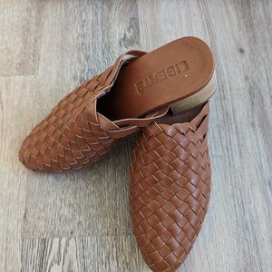 Liberté leather mules sz 8